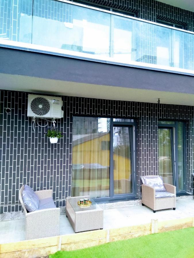Studio Oxford-Campus Sat Vacanta コンスタンツァ エクステリア 写真